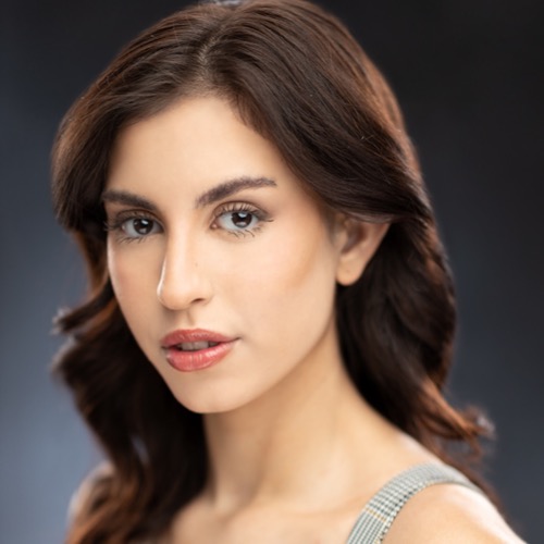 Profile picture of Claudia De Melo